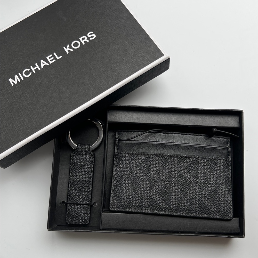 Michael Kors Men's Set Card Case Slim Wallet Key Ring